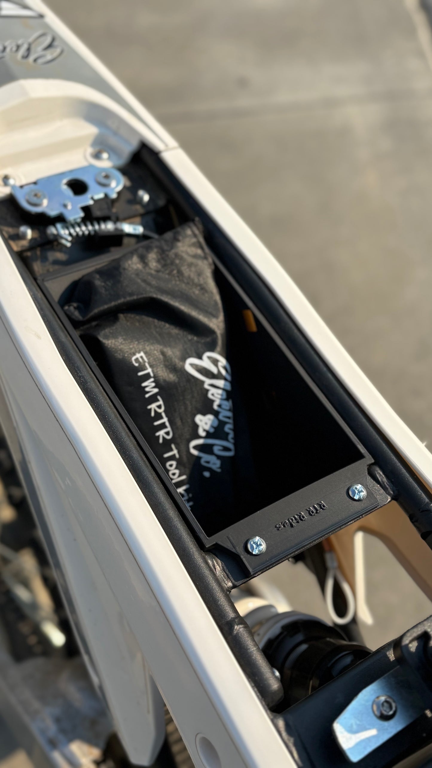 RTR under seat storage